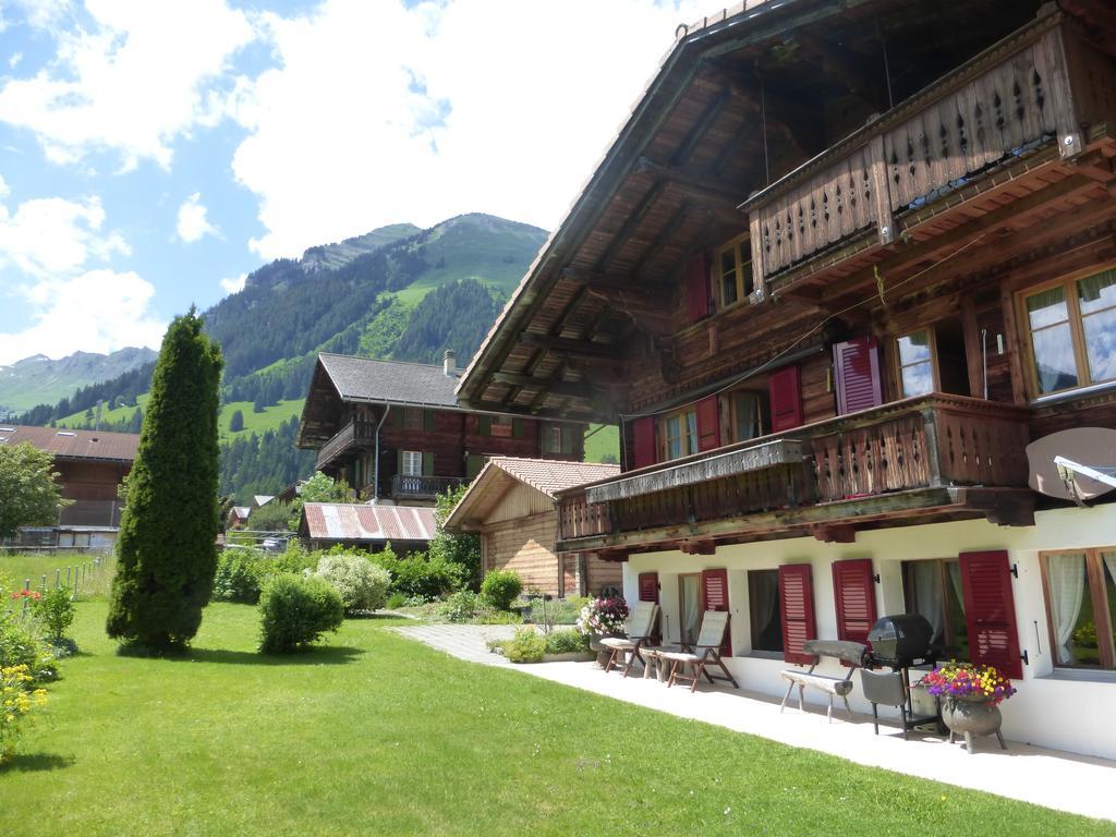 Casa Antica Appartement Gstaad Buitenkant foto